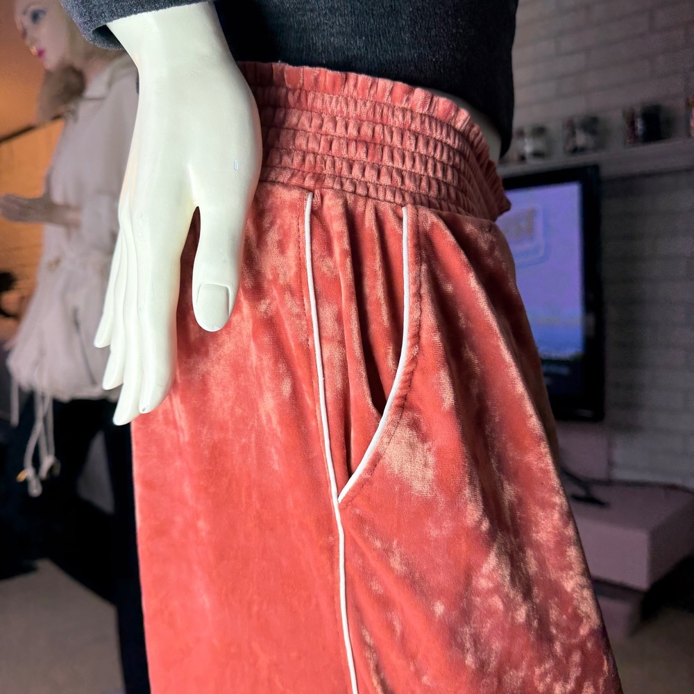 Aerie Wide Leg Pants Peach Crushed Velvet Athleisure Dopamine Sporty Spice XL - Picture 4 of 7